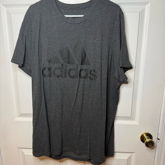 Adidas Men's Charcoal Amplifier Tee Size XXL GUC - Picture 1 of 4